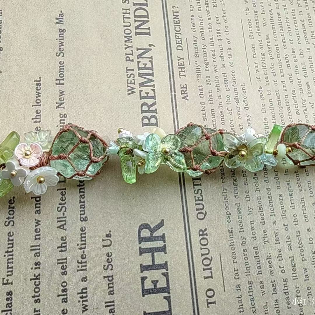 Floral garland style new handmade crystal raw stone bracelet