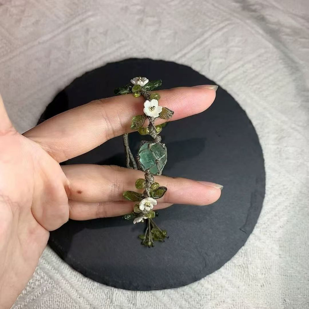 Handmade braided bracelet with green fluorite raw crystal - forest style