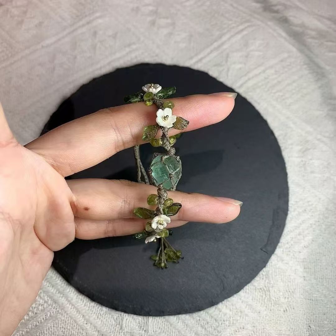 Handmade braided bracelet with green fluorite raw crystal - forest style