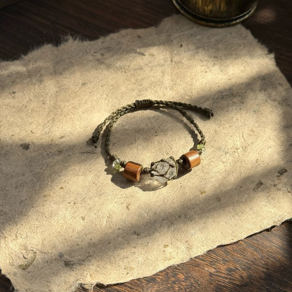 Original design transparent crystal hand-woven bracelet