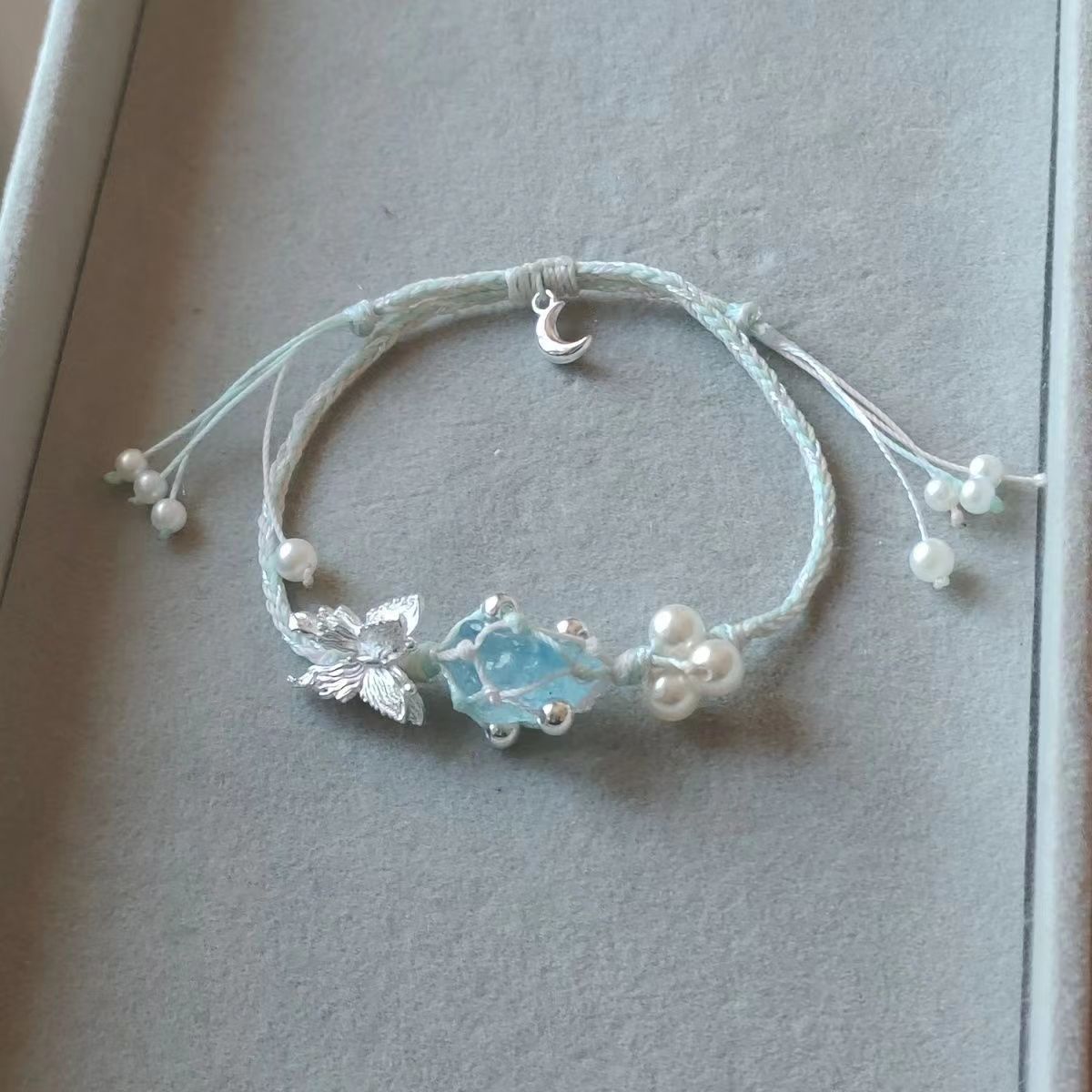 Aquamarine raw stone bracelet with butterfly design - original braided, minimalist, sweet style - couple's bracelet