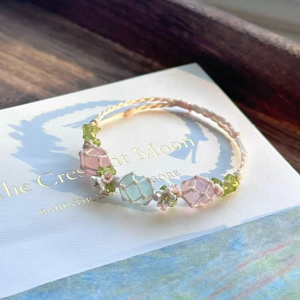 Handmade woven floral wreath bracelet - fresh & elegant