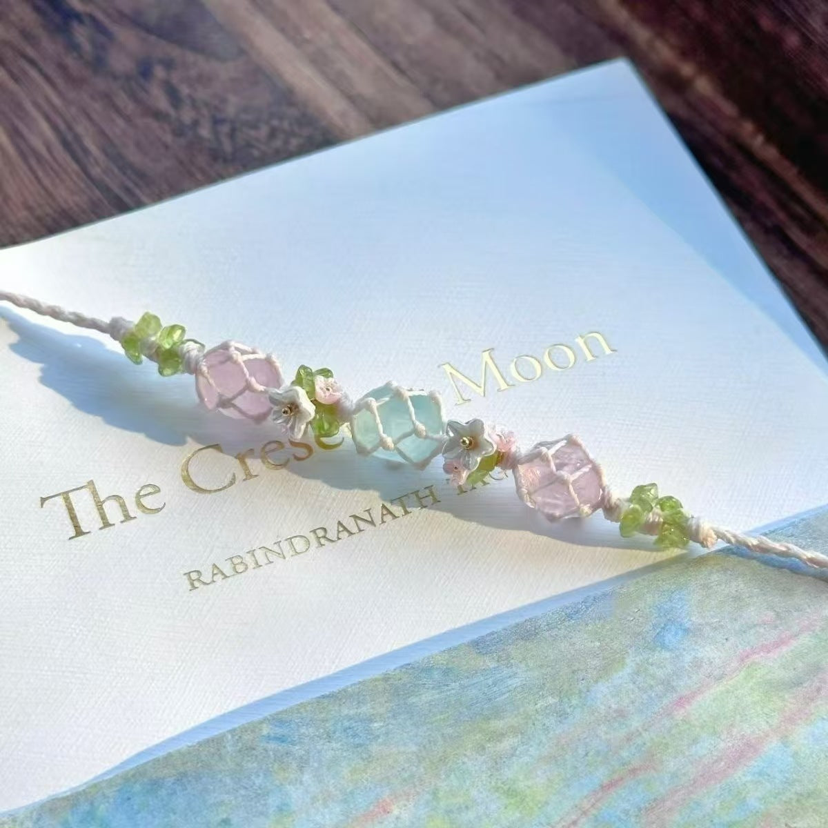 Handmade woven floral wreath bracelet - fresh & elegant